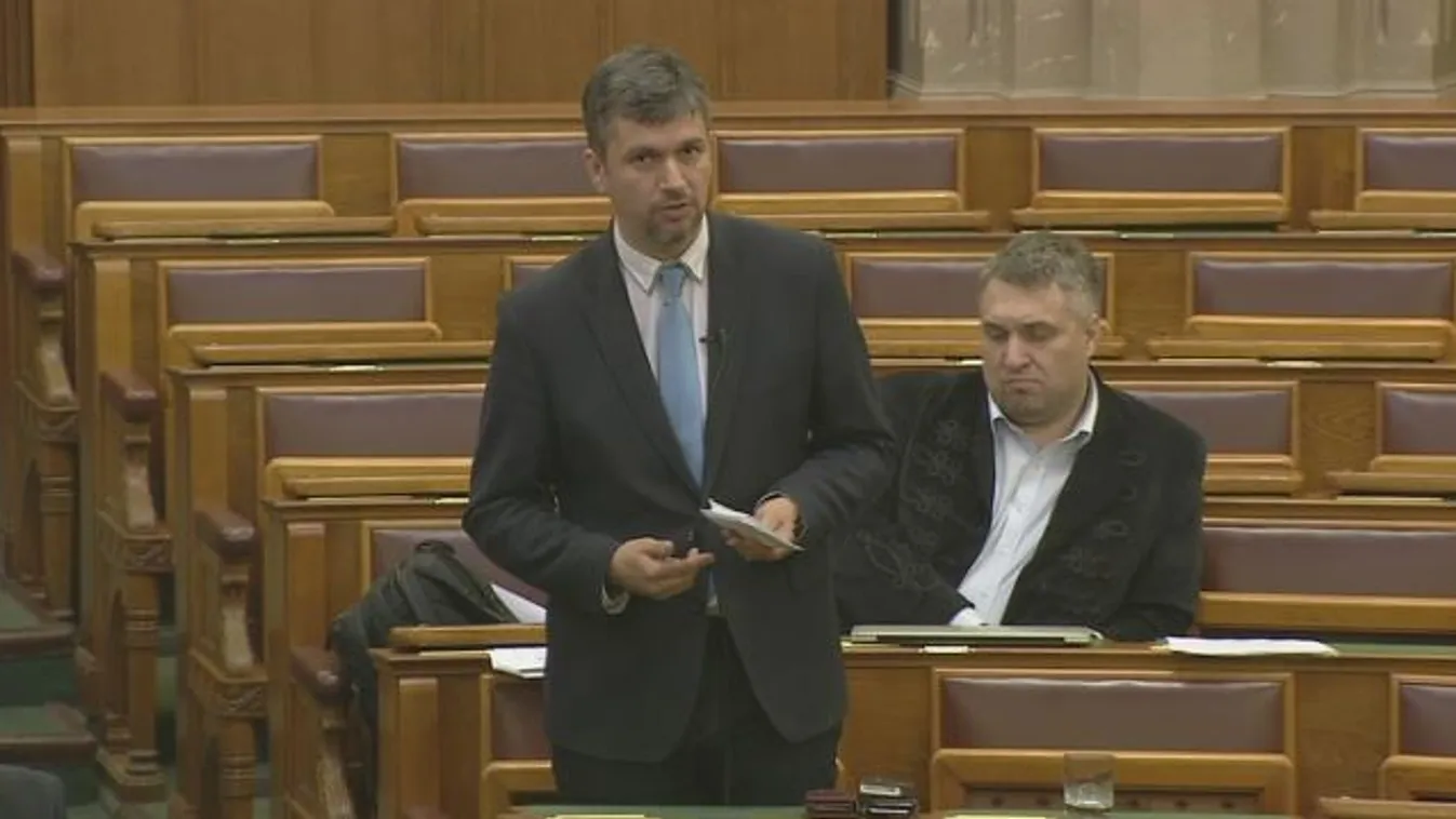 Hadházy szerint nem őt kellene vizsgálni