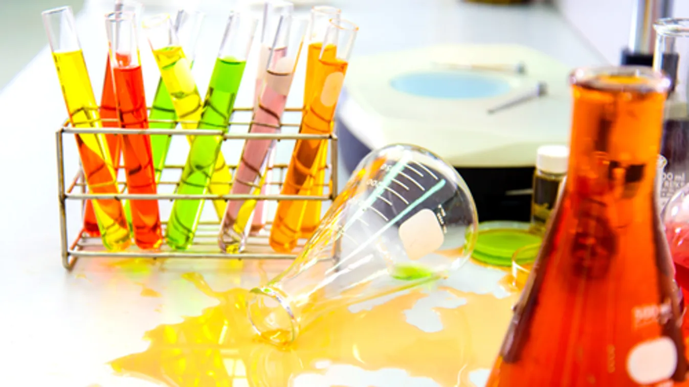 Kisebb robbanás történt egy újpesti laborban