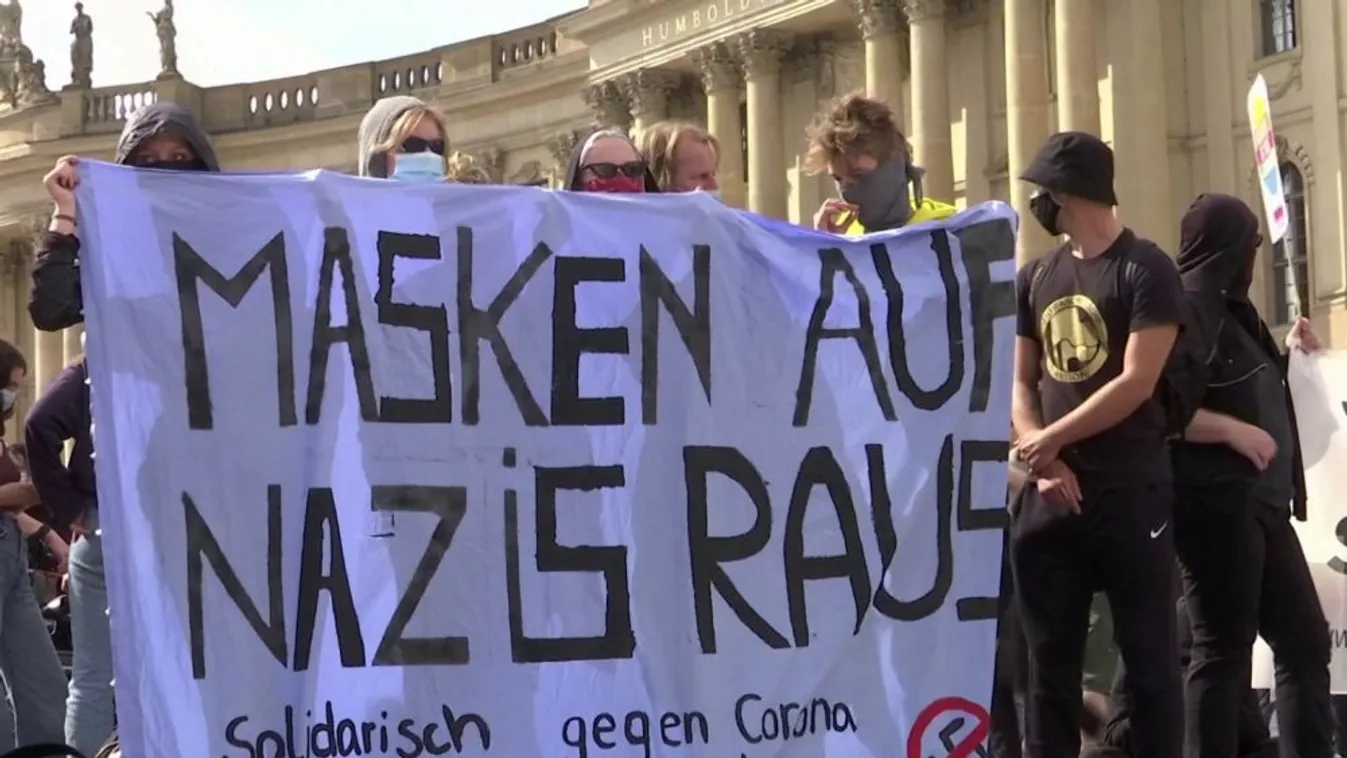 A járványügyi intézkedések ellen tüntettek Nyugat-Európában