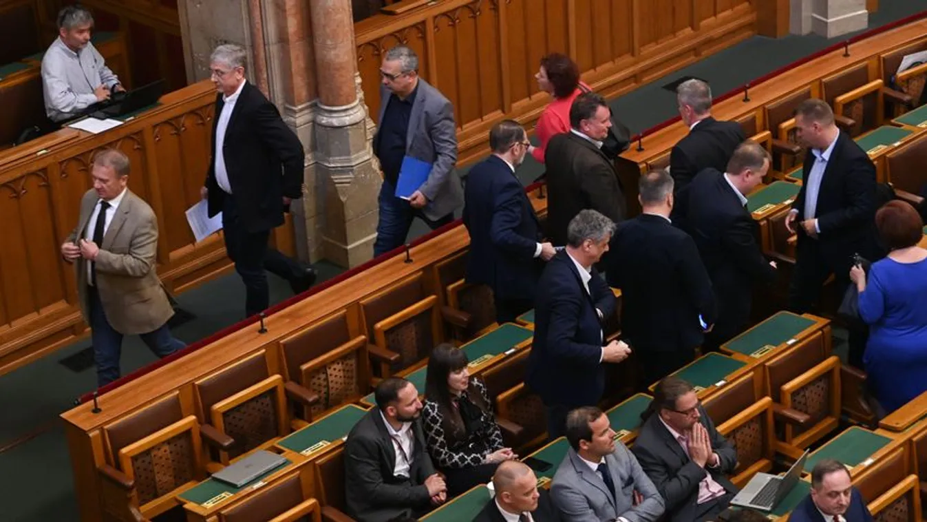 Véget vetnek a kis pártok nyerészkedésének