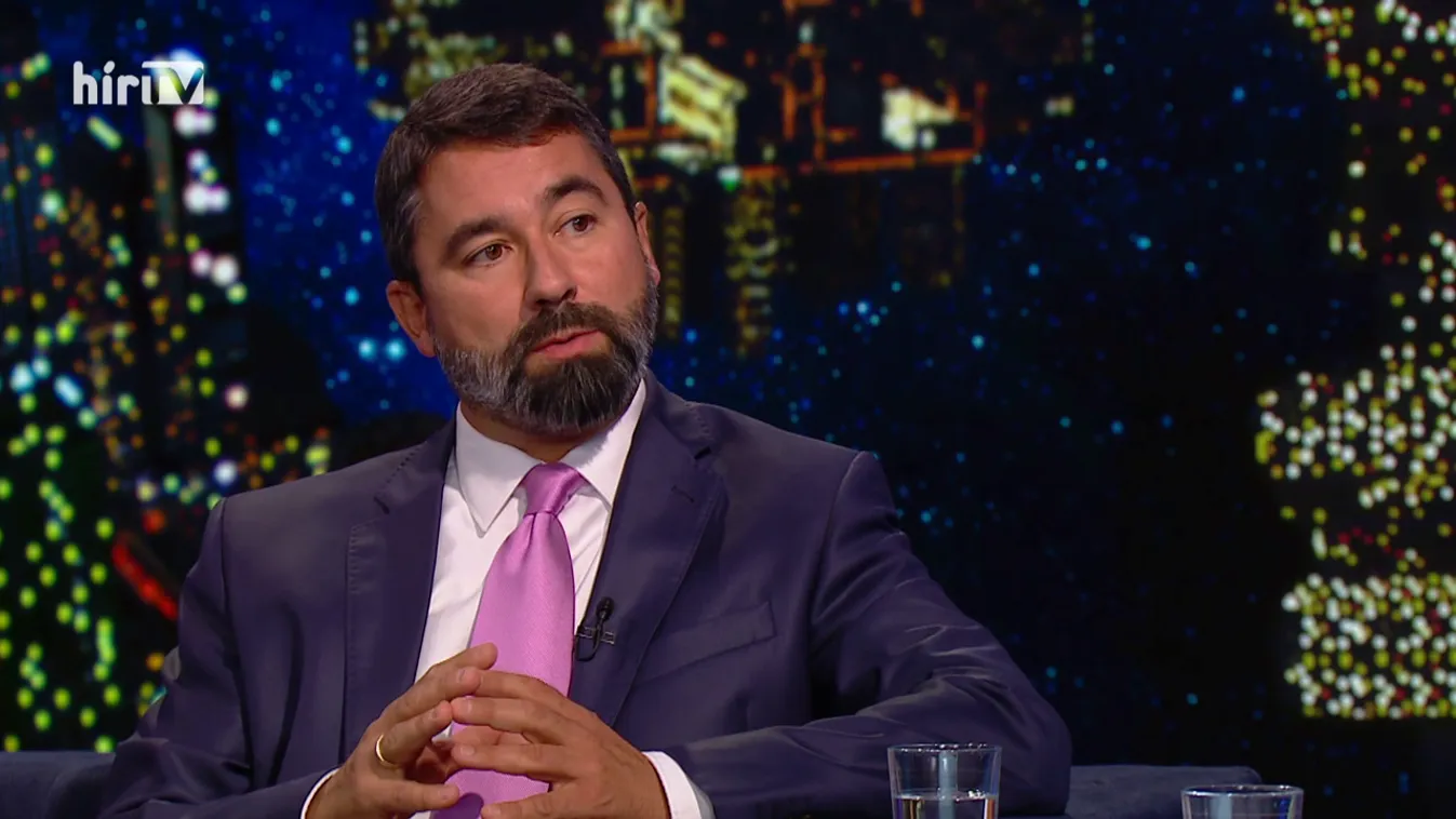 Hidvéghi Balázs: A hazánkat elmarasztaló beszámoló már nem is kettős mércét alkalmaz