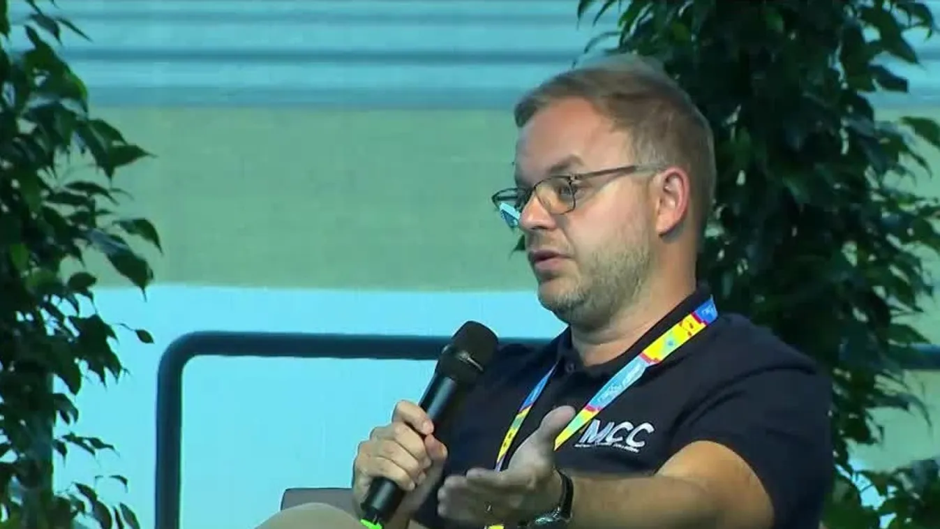 Sarokba akarták szorítani az Európai Parlementben azokat, akik nem kérnek a háborúból + videó