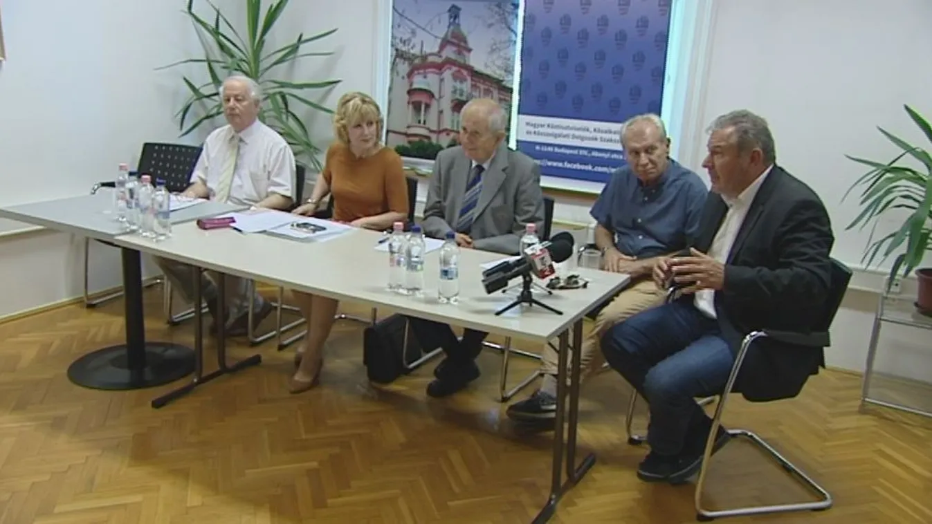 Ultimátumot kapott a kormány