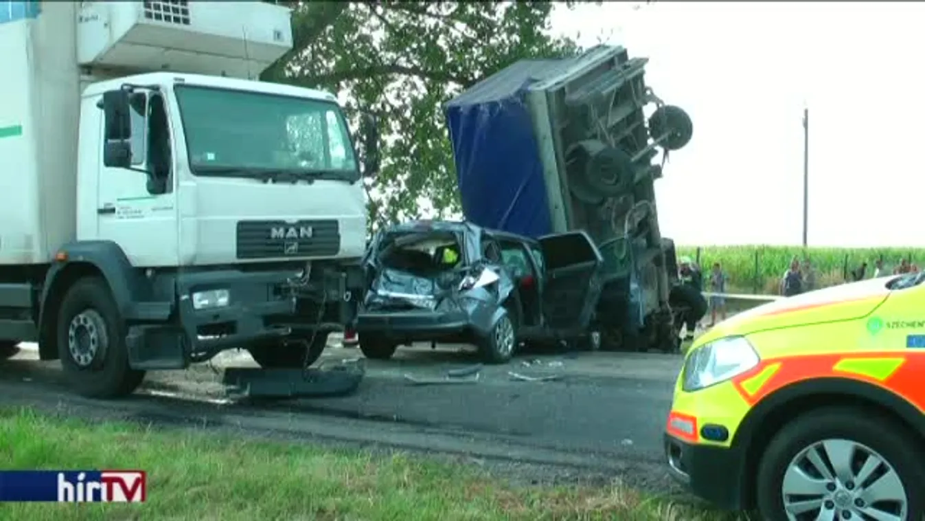 Mentőhelikopter kellett a nagykőrösi balesethez