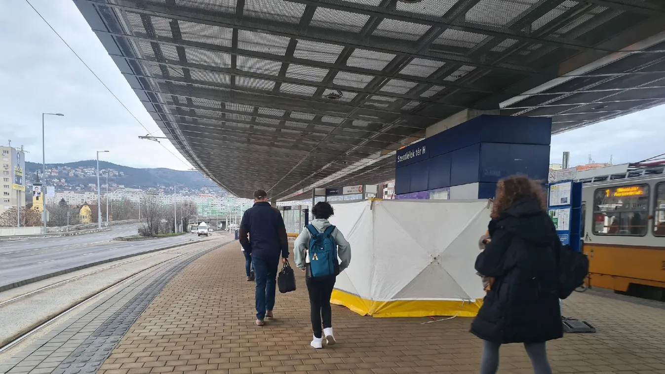 Egy ember életéért küzdöttek a Szentlélek téren