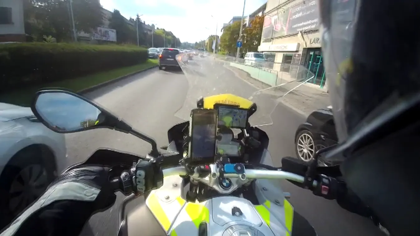 Radar: Motoron száguldva mentenek életeket a Vérlovagok