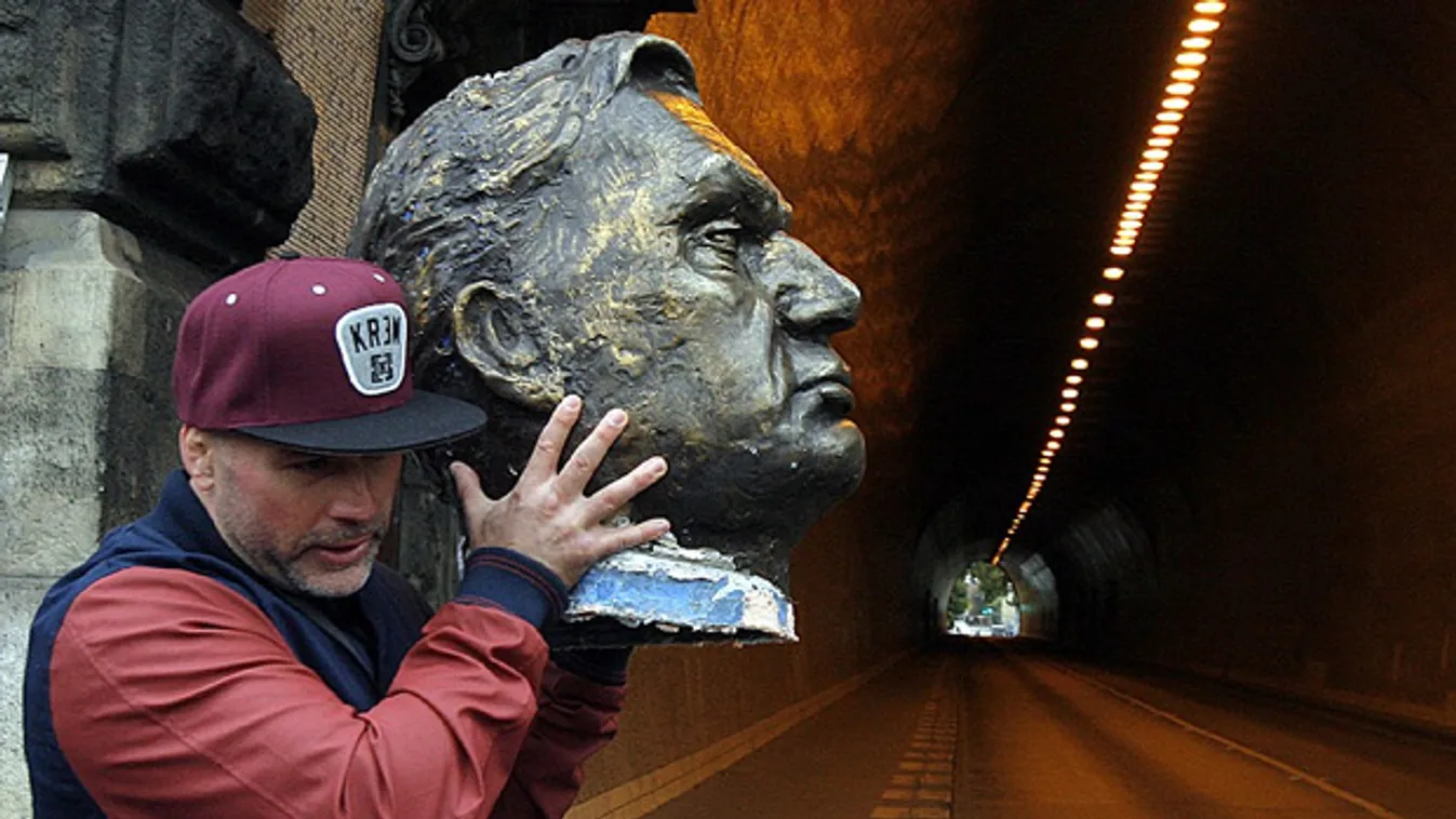 Dopeman megúszta az „Orbán-szobor” rugdosásának ügyét