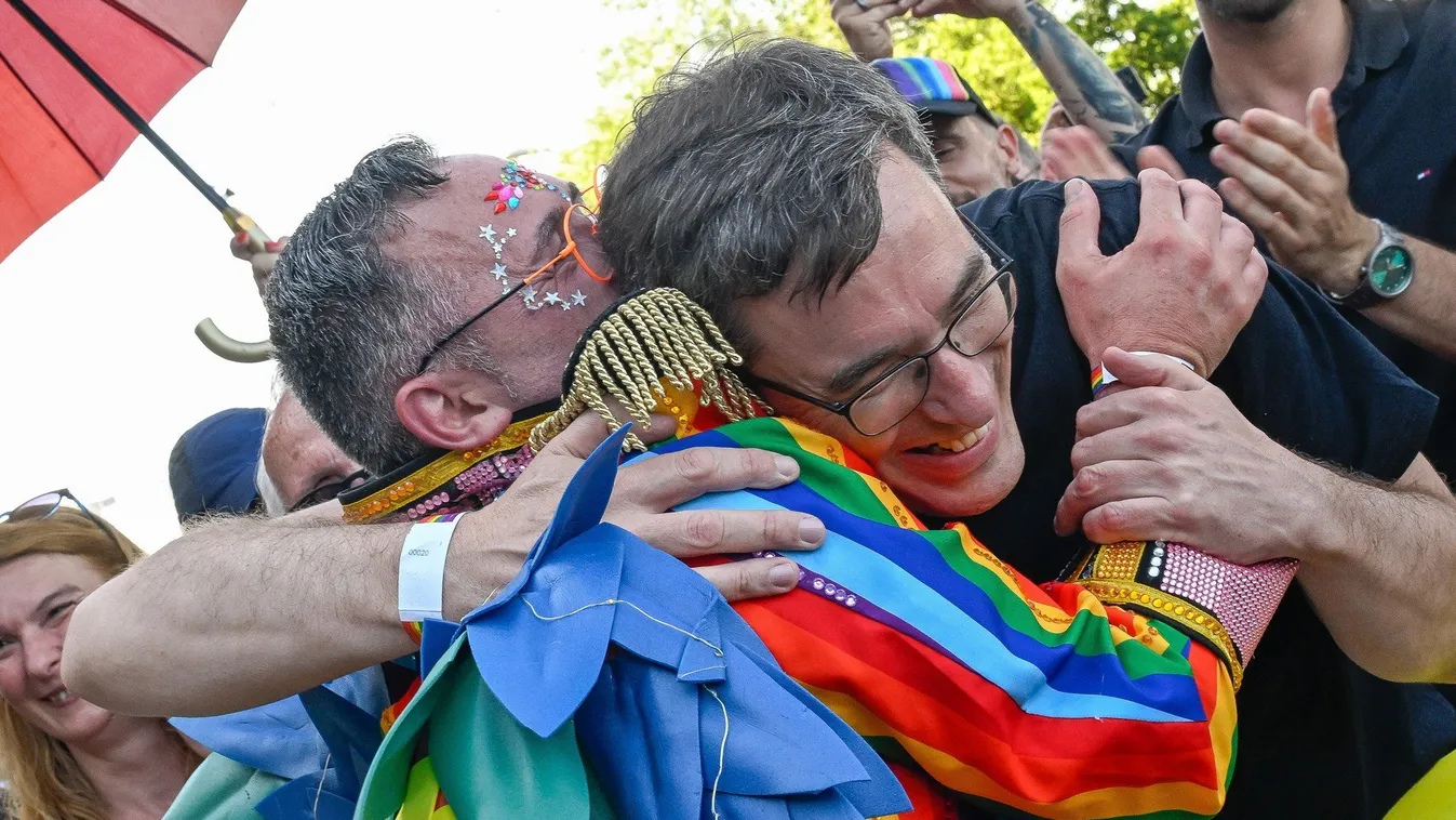 A köztársaság illegalitásban: Karácsony álszent 56-os beszéde a városházi mutyik és a pride árnyékában