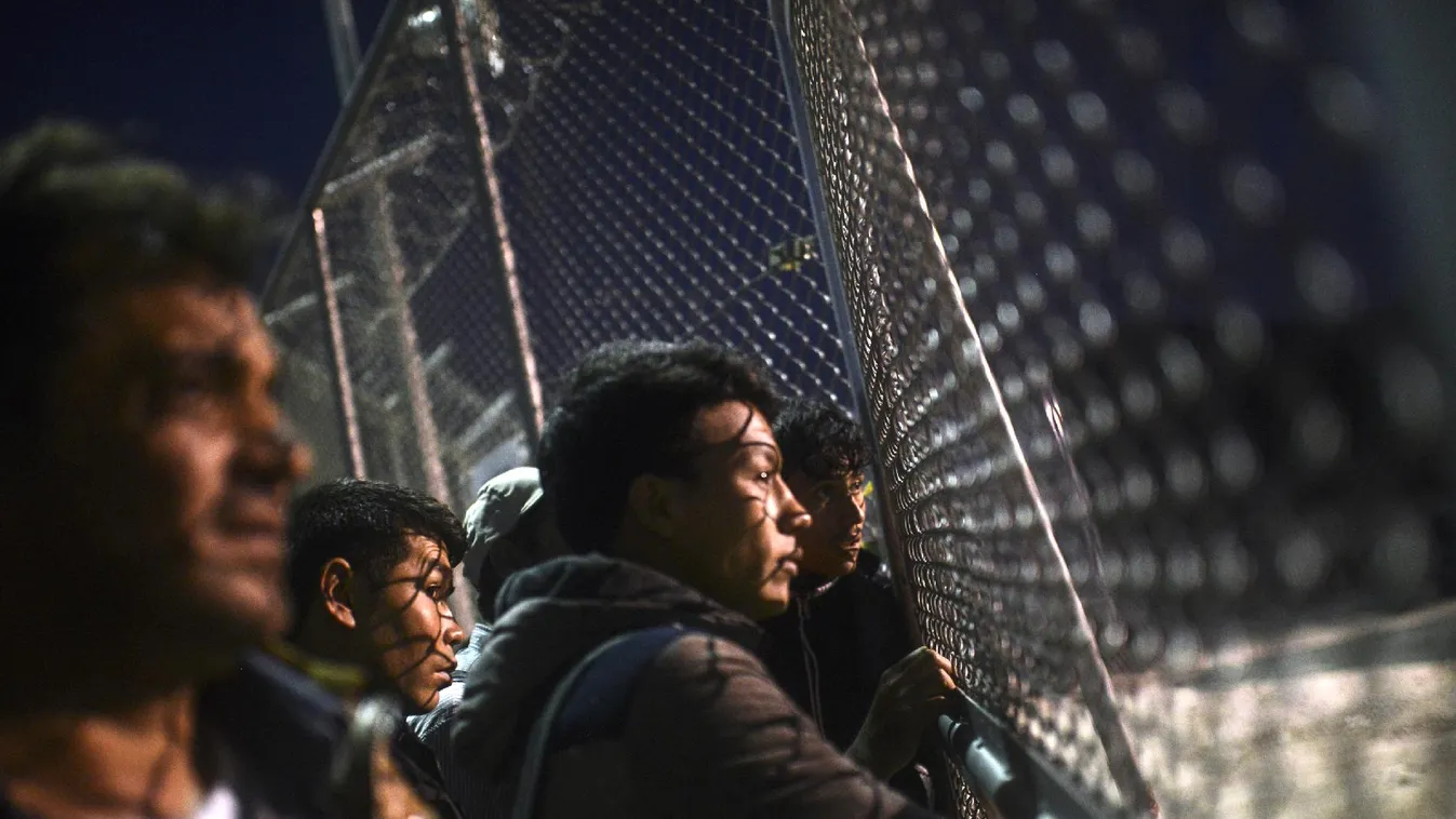 600 millió euró megy el a görögöknél a migránsokra