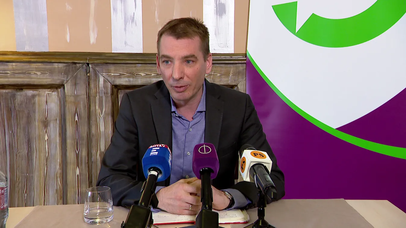 Párbeszéd-Zöldek néven folytatja munkáját a Párbeszéd