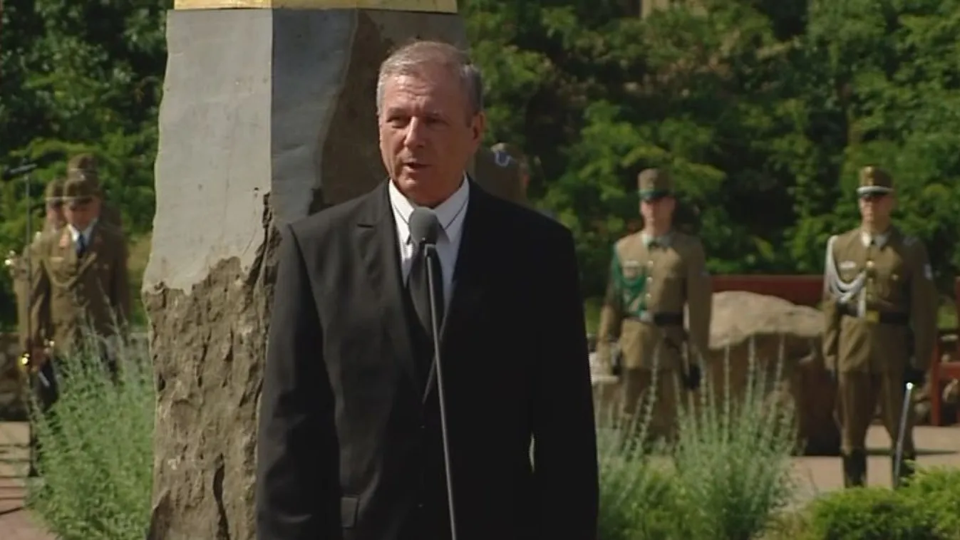 Megemlékezés a Hősök napján