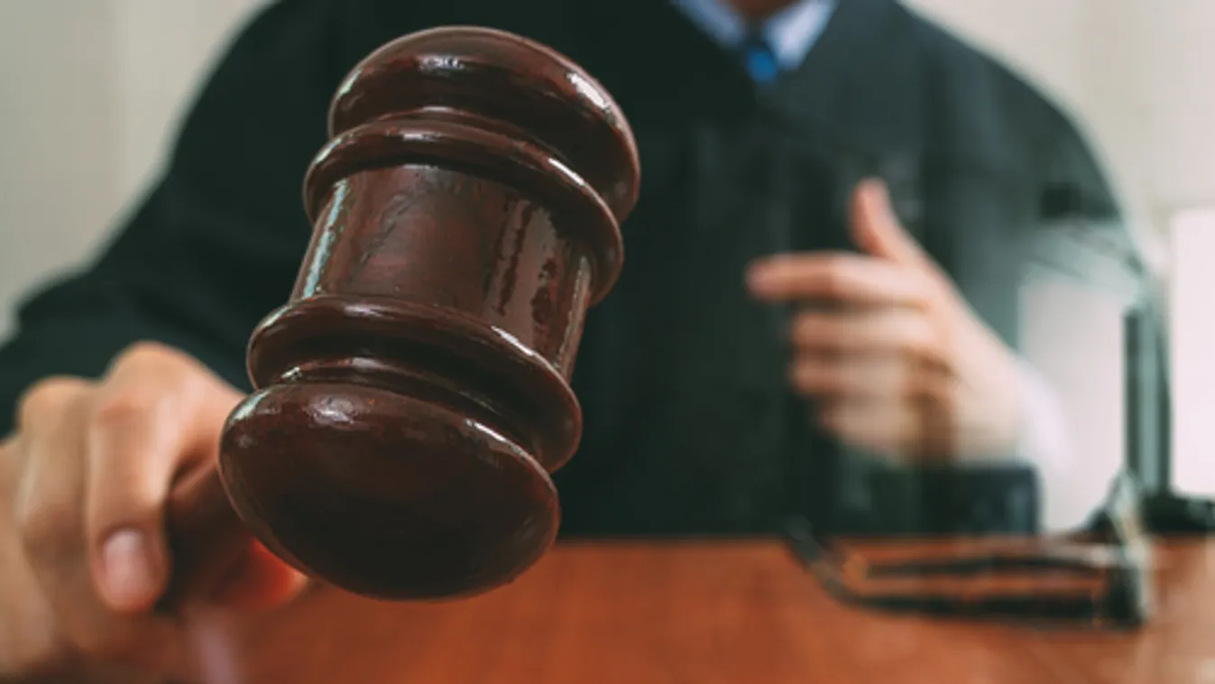 Kényszergyógykezelésre ítéltek egy idős embereket meggyilkoló Fejér megyei férfit