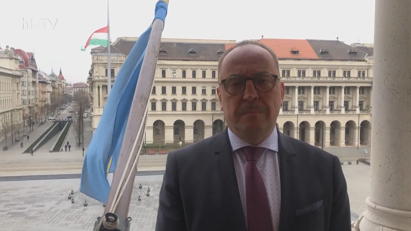 120 éve született Esterházy János