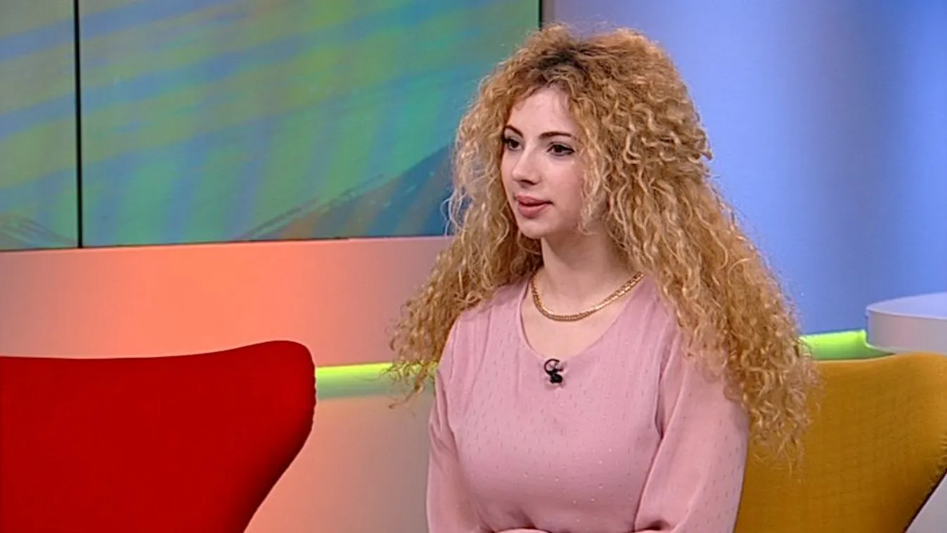 Új dallal jelentkezik Opitz Barbara