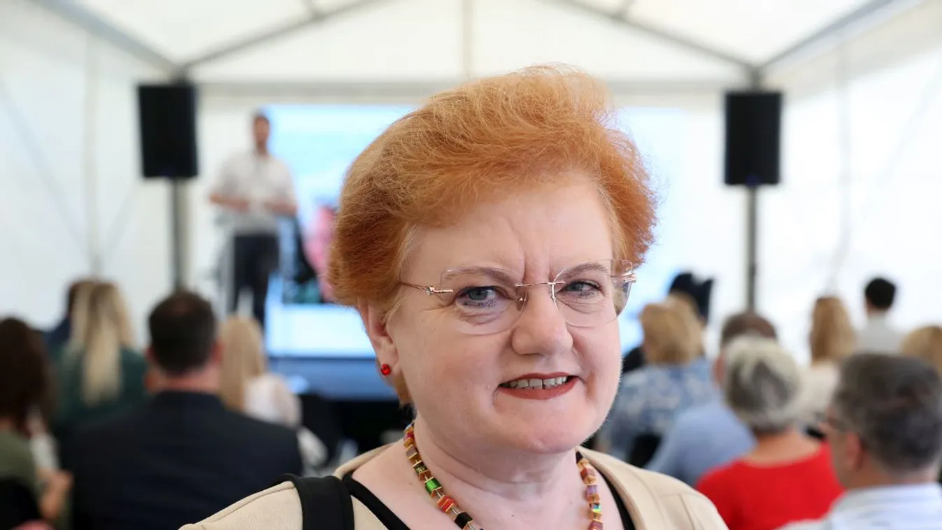 Szalai Piroska: az EU középmezőnyéhez tartozunk + videó