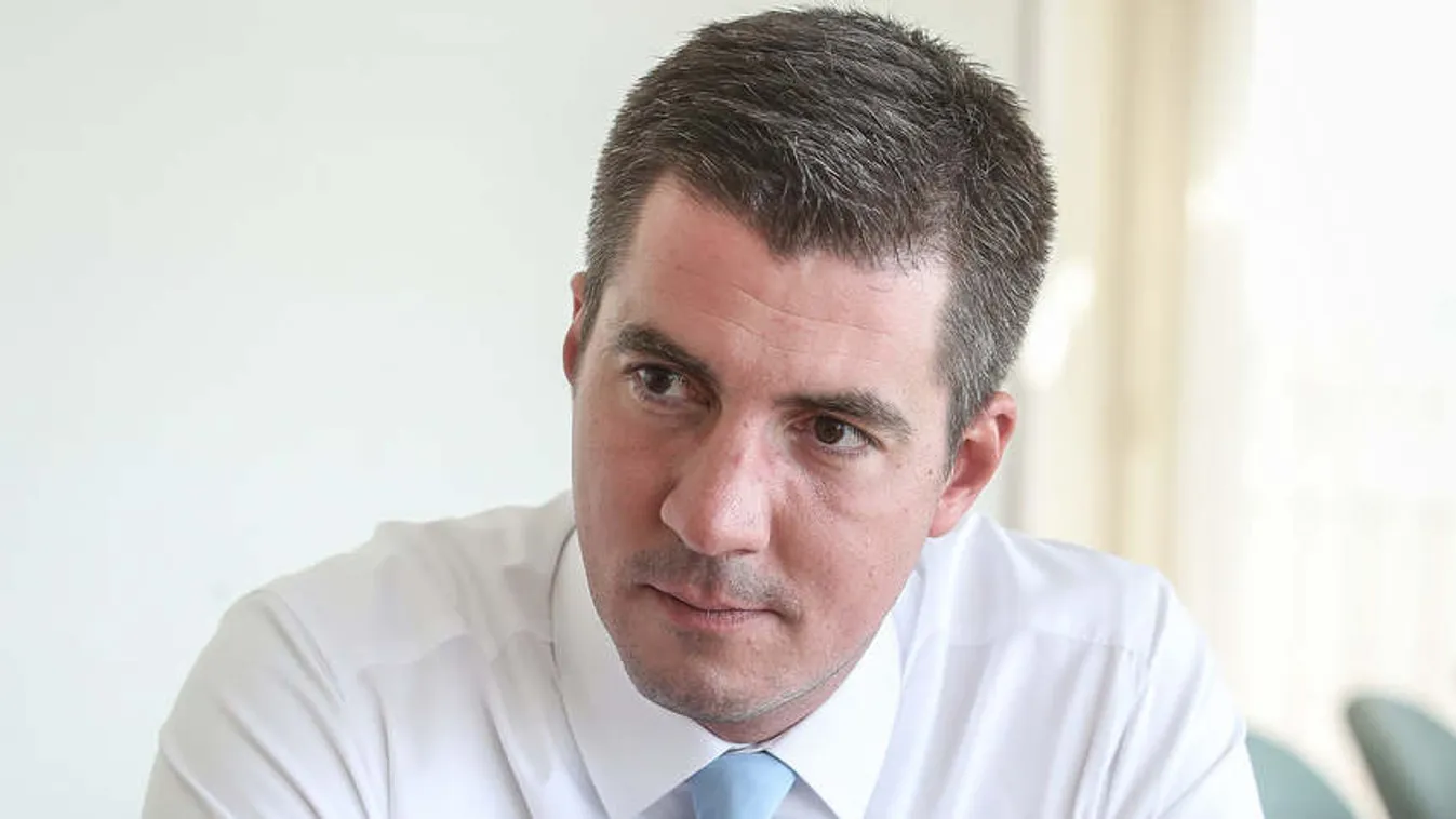 Kocsis Máté: Ki kell állni Petry Zsolt mellett!