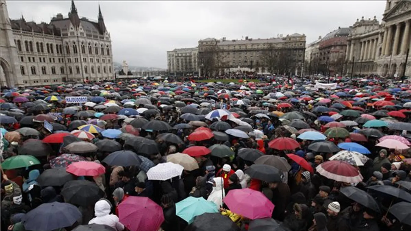 12 pont és ultimátum: Orbánnak és Ádernek nyolc napja van