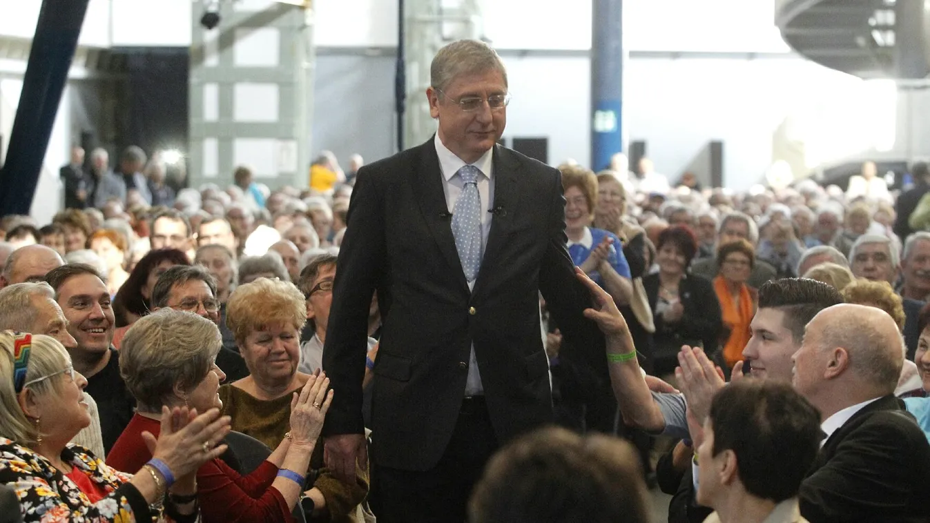 Gyurcsány bizalmasai a DK kasszája körül