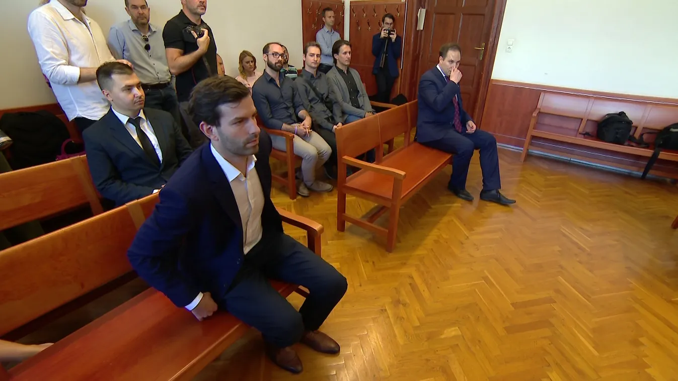 Hollik István: Fekete-Győr Andrásnak le kellene mondania + videó