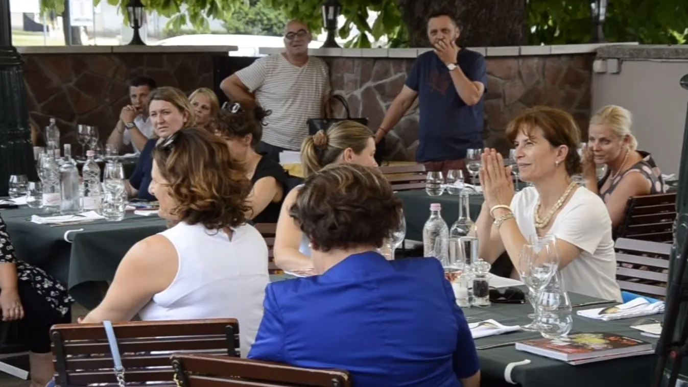 Kijött az új balatoni étteremkalauz