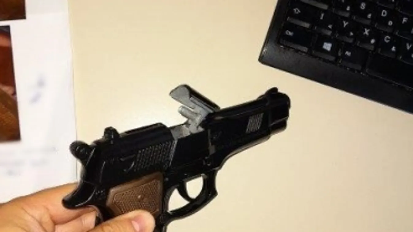 Játékpisztollyal raboltak a Gellért hegyen