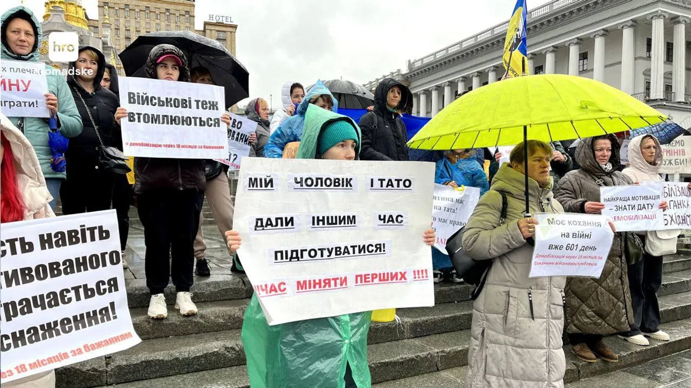 Férjeiket követelik az ukrán katonafeleségek + videó