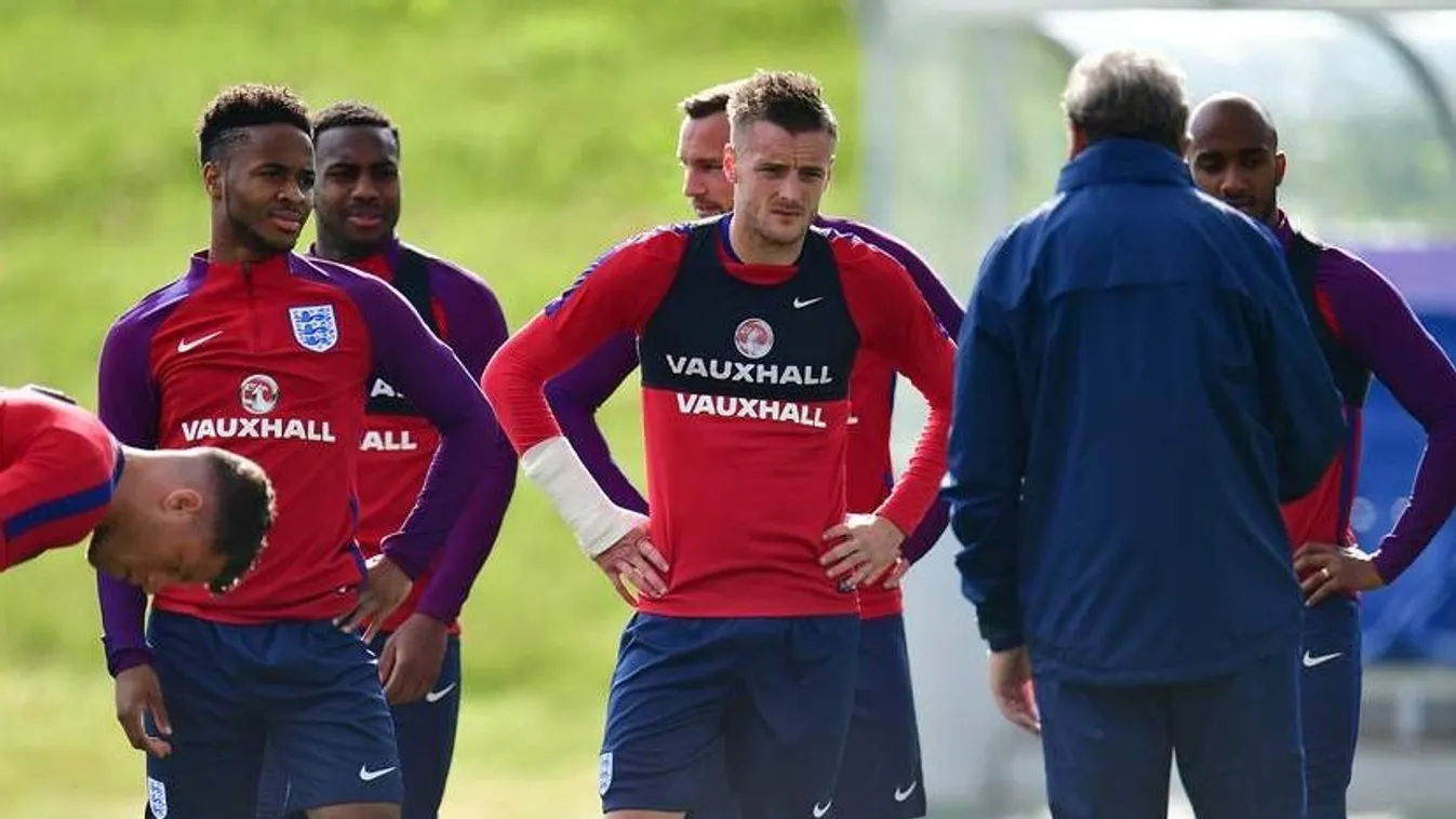 Ma kiderül, hogy Kaneék, vagy Modricék jutnak döntőbe