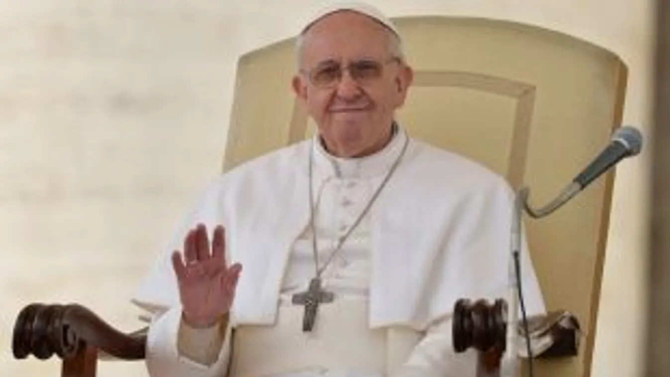 Rendkívüli áldást ad Ferenc pápa a világra a koronavírus-járvány miatt