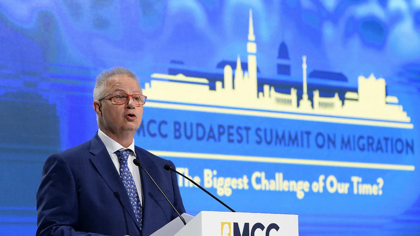 Trócsányi: az ország határa a szuverenitásának határát jelöli