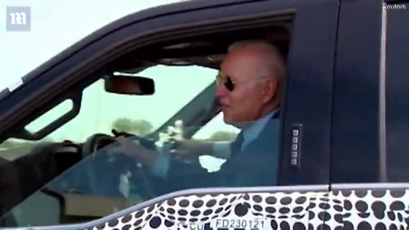 Egy riporter elgázolásával viccelődött Joe Biden