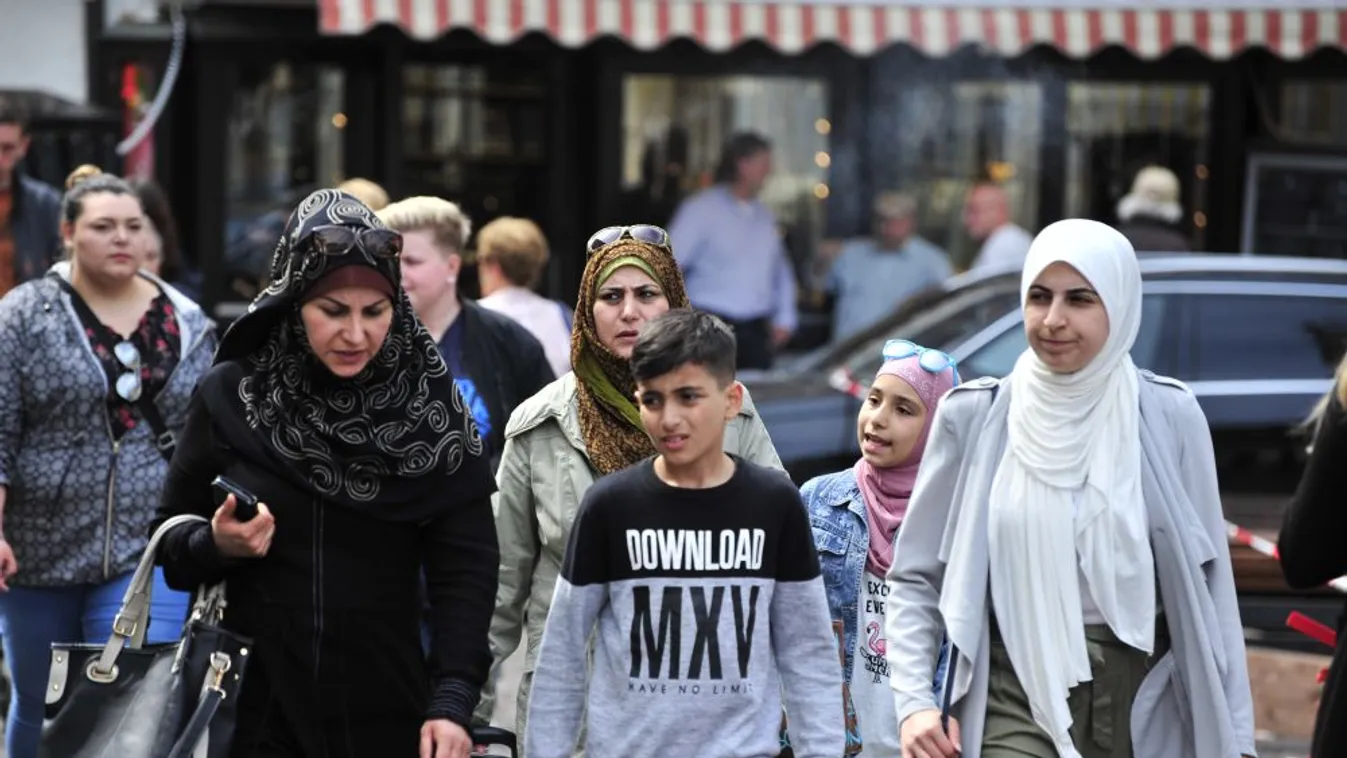 Csaknem 350 ezren élnek illegálisan Németországban