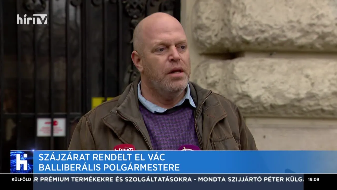 Szájzárat rendelt el Vác balliberális polgármestere