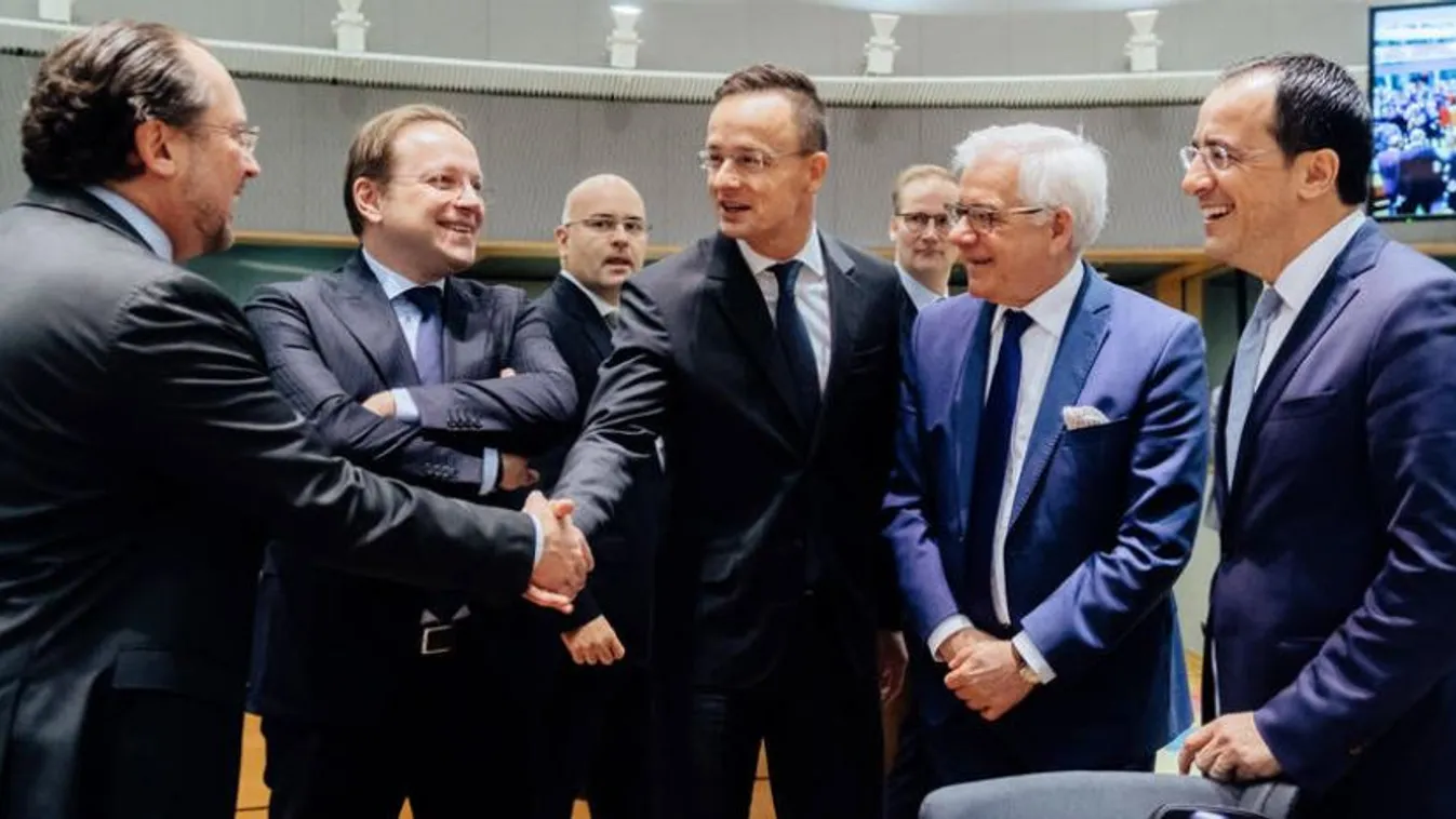 Szijjártó Péter: Az EU új Afrika-stratégiája nem lehet a migráció serkentésének dokumentuma