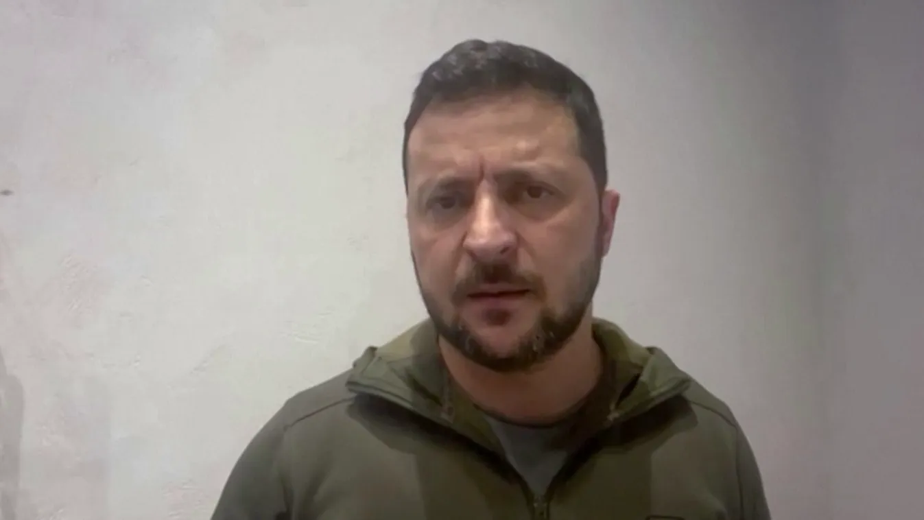 Hadihajó kísérettel látná el a gabonaszállító hajókat az ukrán elnök