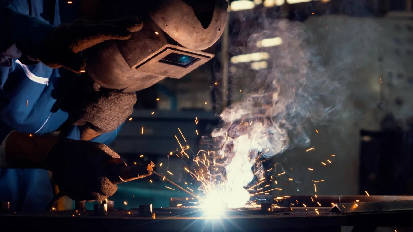 KSH: áprilisban 4 millió 688 ezer volt a foglalkoztatottak száma