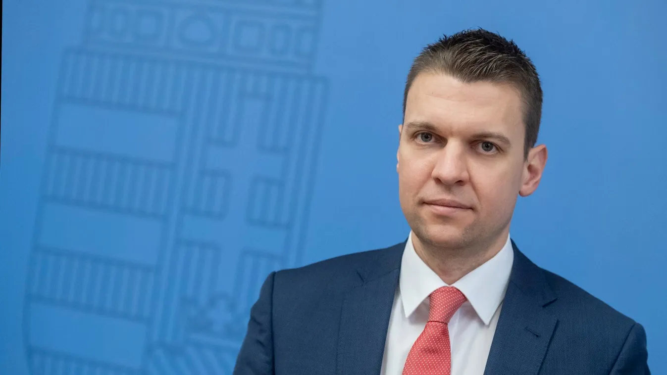 Menczer Tamás a Fidesz-KDNP új kommunikációs igazgatója