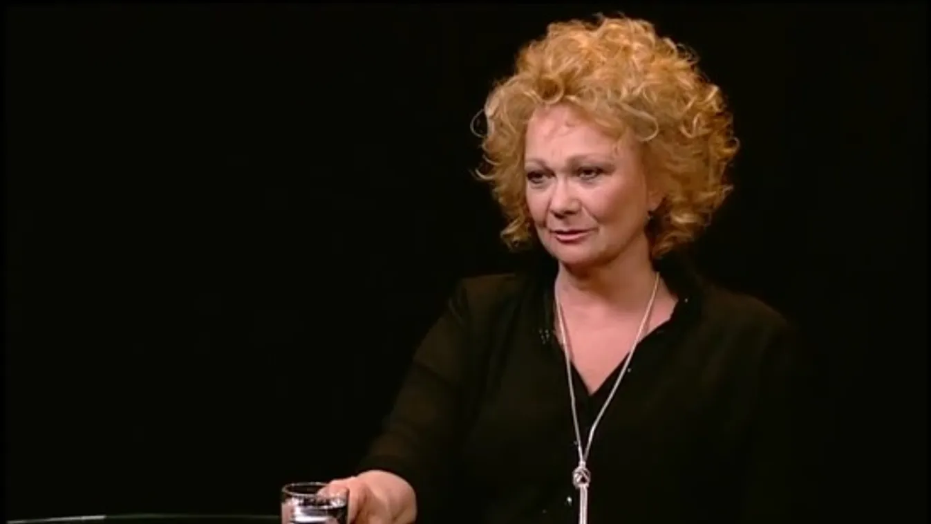 Alinda vendége Básti Juli színész