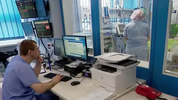 Átalakítaná a társadalombiztosítási rendszert és megszüntetné a jelenlegi, állami alapú modellt a Tisza Párt + videó