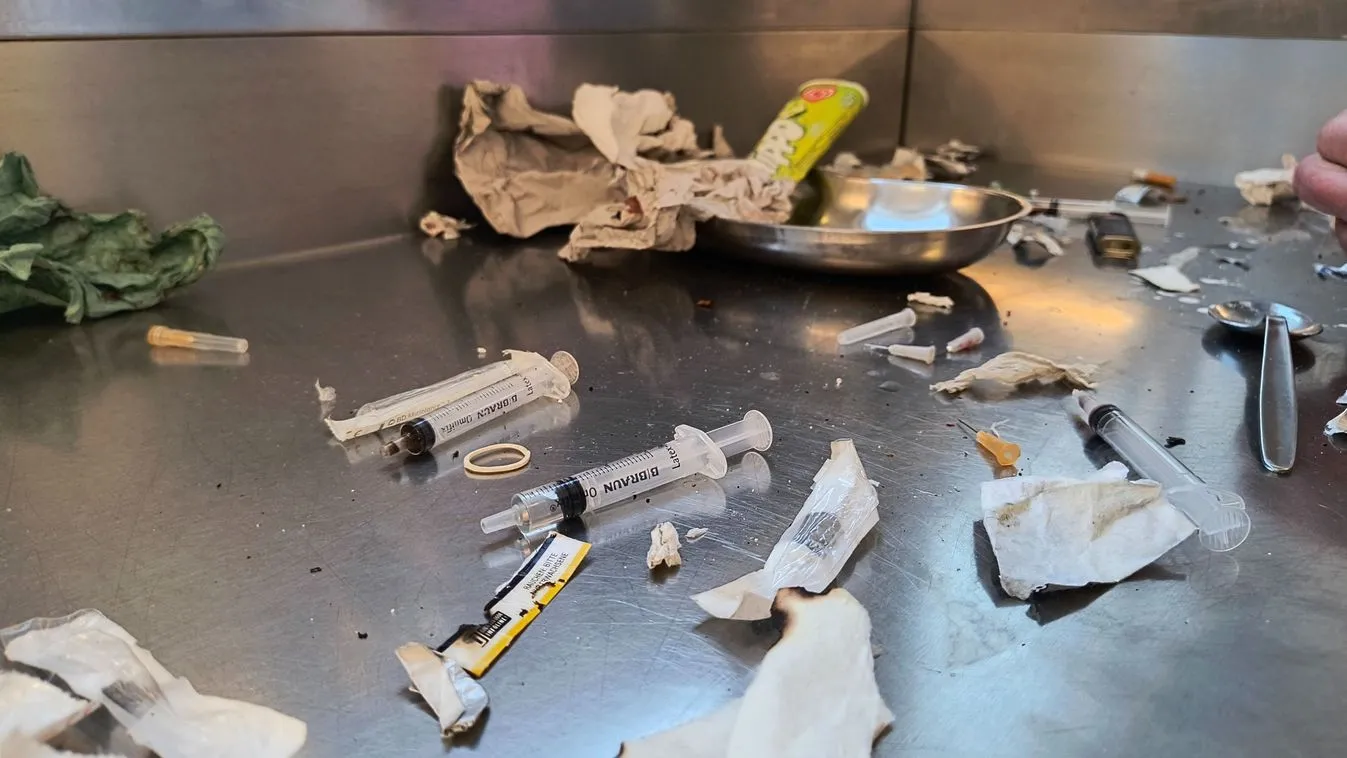 Kristályfogás: nagyot kaszáltak a rendőrök a drograzzián