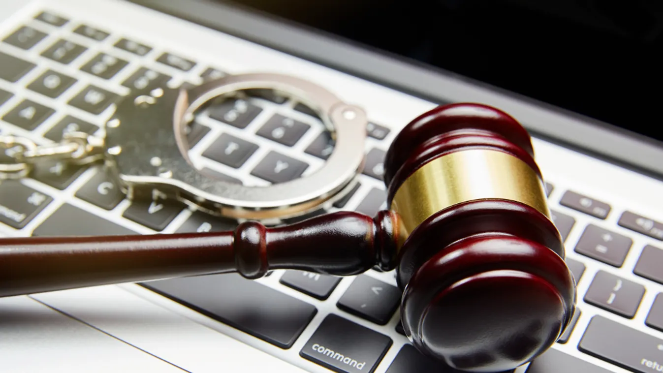 12 évesnél fiatalabb gyerekekről készült fotókkal machinált – a vád 12 évet javasolt büntetésként