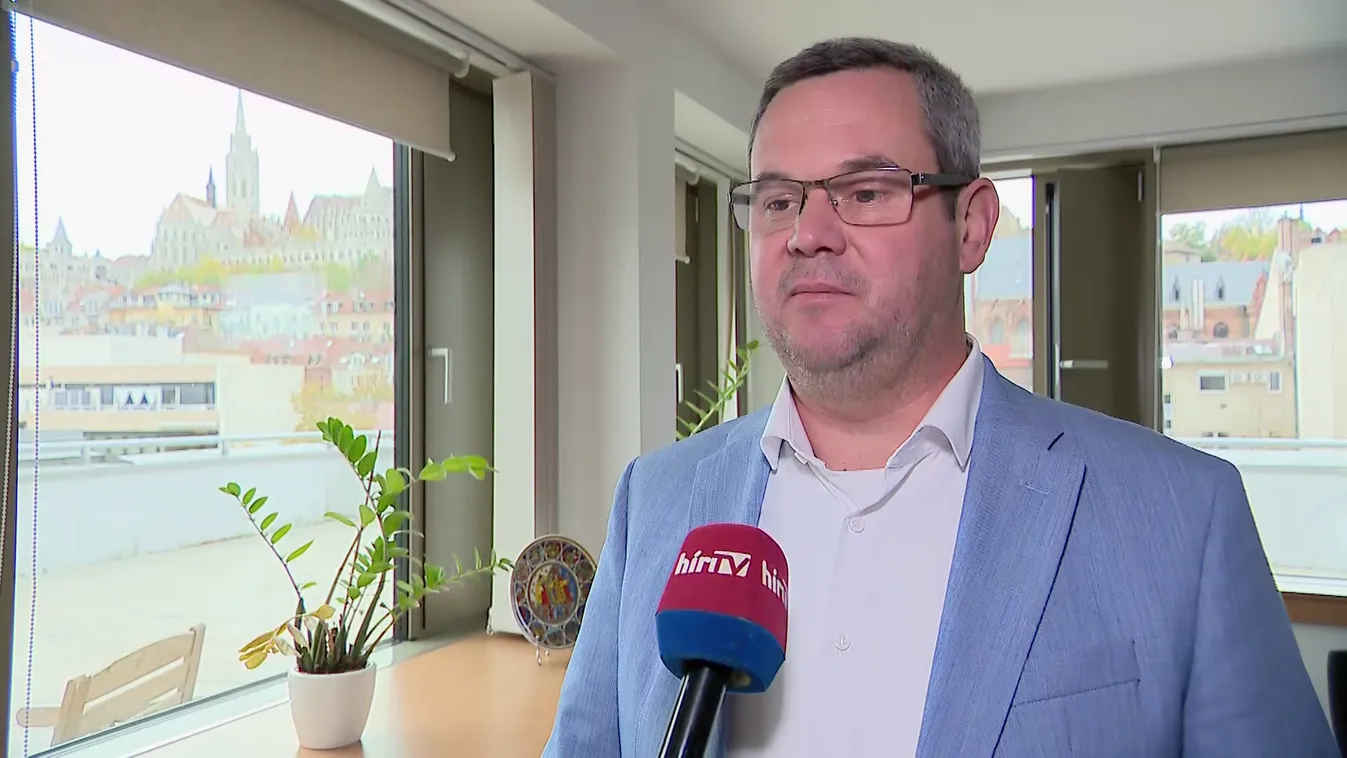 Takács Péter Magyar Péternek: Vedd le a szakértőidről a szájkosarat + videó