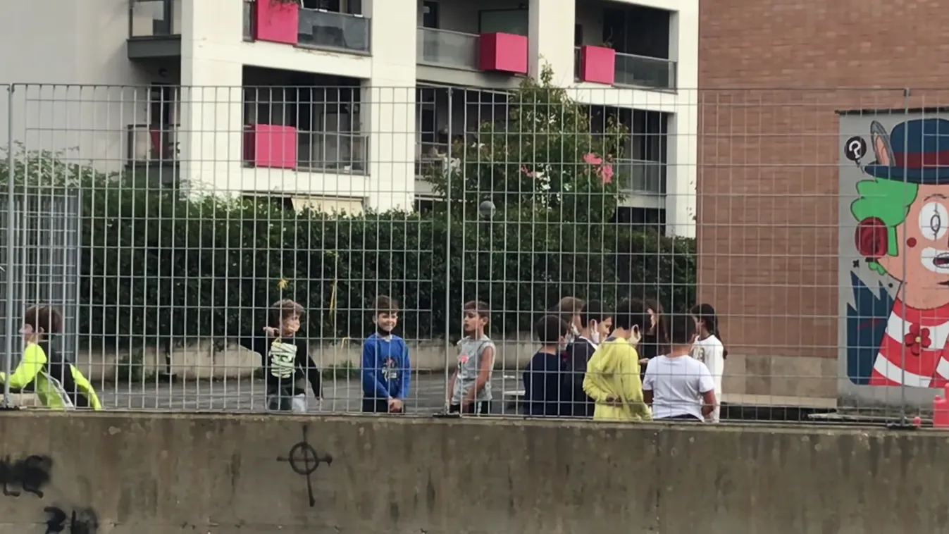 Egyre nagyobb számban vannak a nyelvet nem beszélő, migrációs hátterű gyerekek az olasz iskolákban + videó