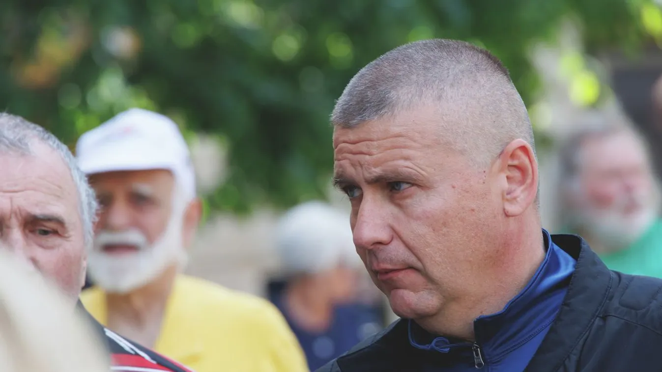 Az új politikai kultúra a gyakorlatban: a Tisza Párt szerint a pofon is a sajtószabadság része?