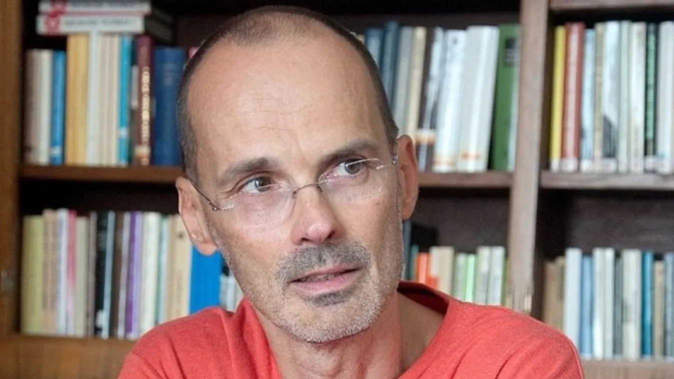 Az ELTE jogi karának etikai szabályzatát is megszegte az államfő fenyegetésével Fleck Zoltán