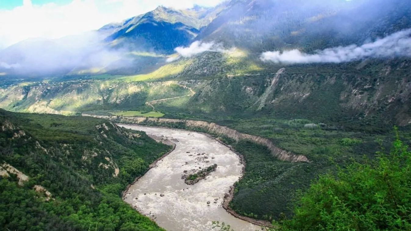 Kína hatalmas gátat épít, eltűnhet egy nagy folyó Indiában