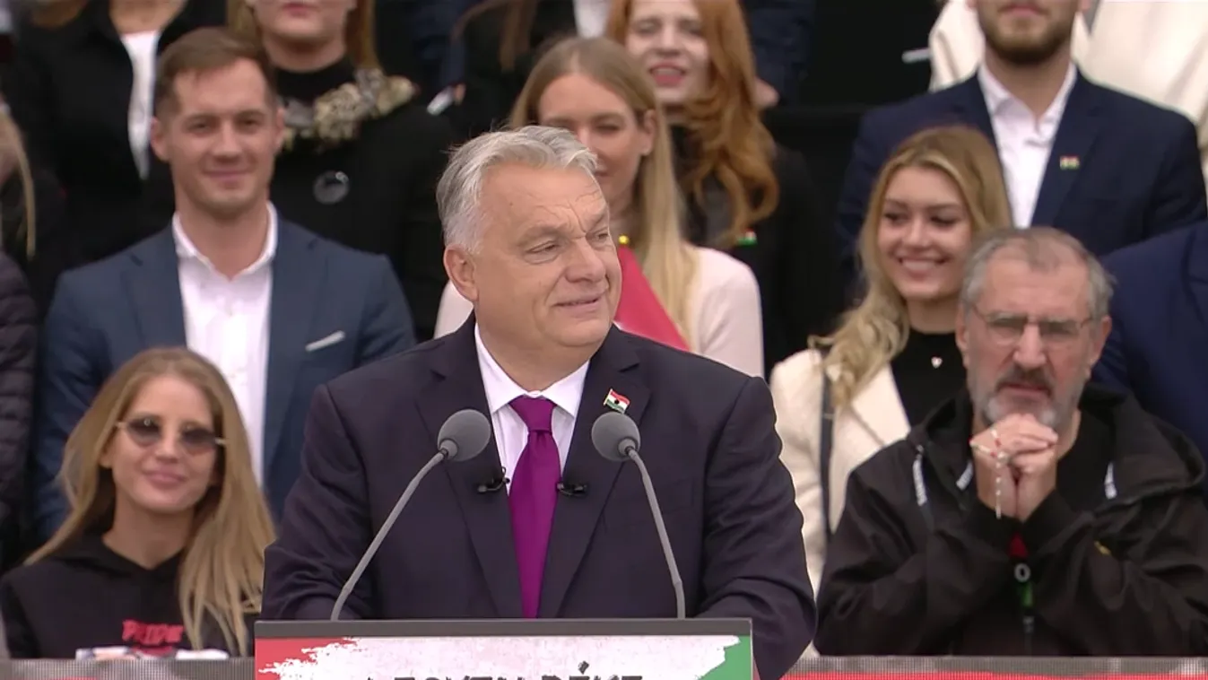 Nem fogunk meghalni Ukrajnáért, de élni fogunk Magyarországért! – Orbán Viktor történelmi beszéde a Kossuth téren + videó