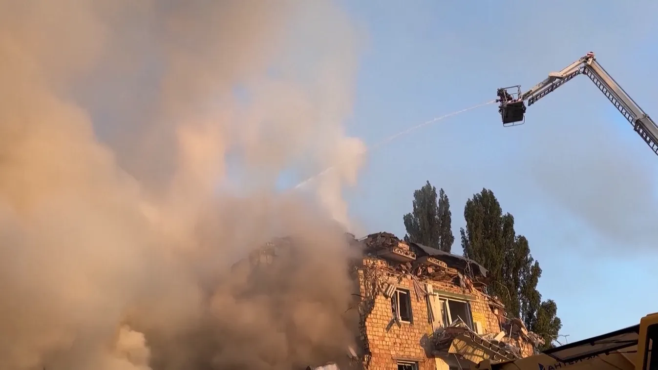 Több frontszakaszon előretört az orosz hadsereg, egy ukrán hajót elsüllyesztettek + videó