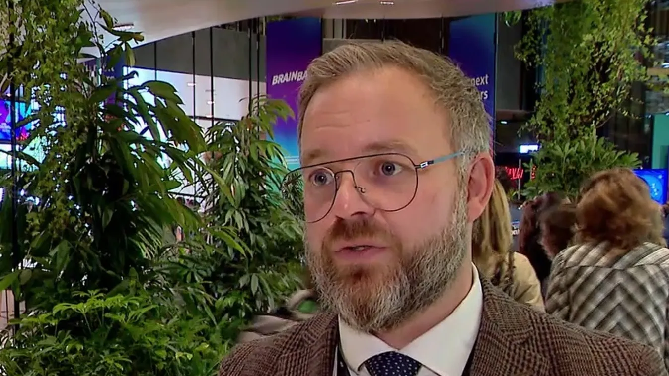 Orbán Balázs: A társadalom minden rétegét segíteni fogja a kormány + videó