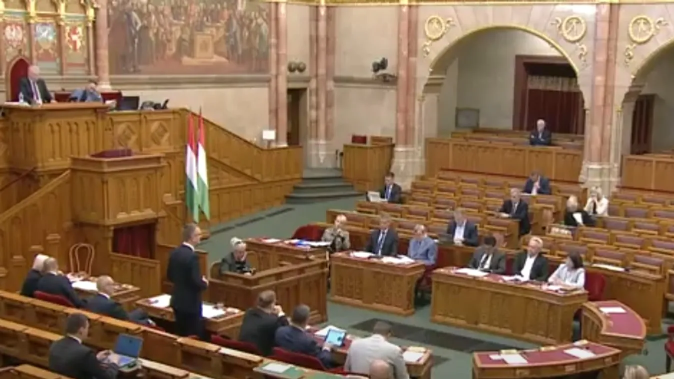 Répássy Róbert: A háború miatt szükséges, hogy a krízis aktuális fejleményeire a kormány gyorsan és hatékonyan tudjon reagálni