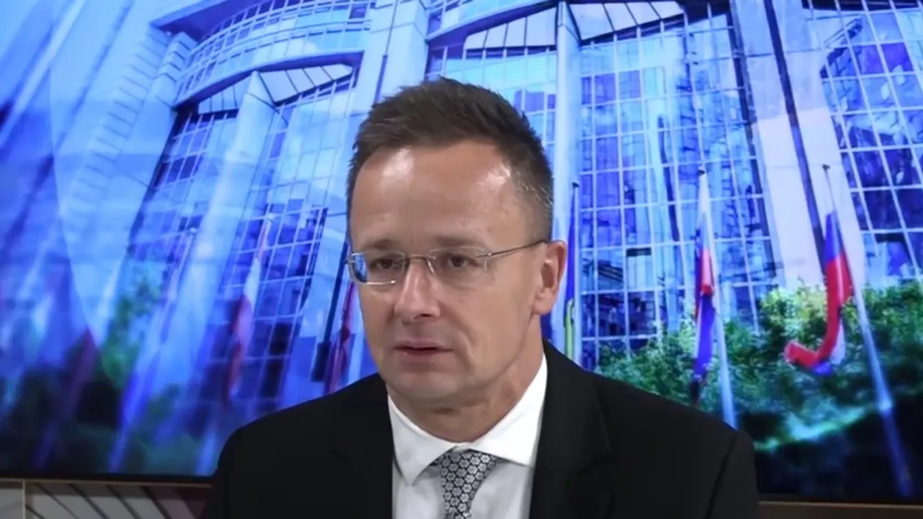 Szijjártó Péter sajtótájékoztatót tart Brüsszelben + videó